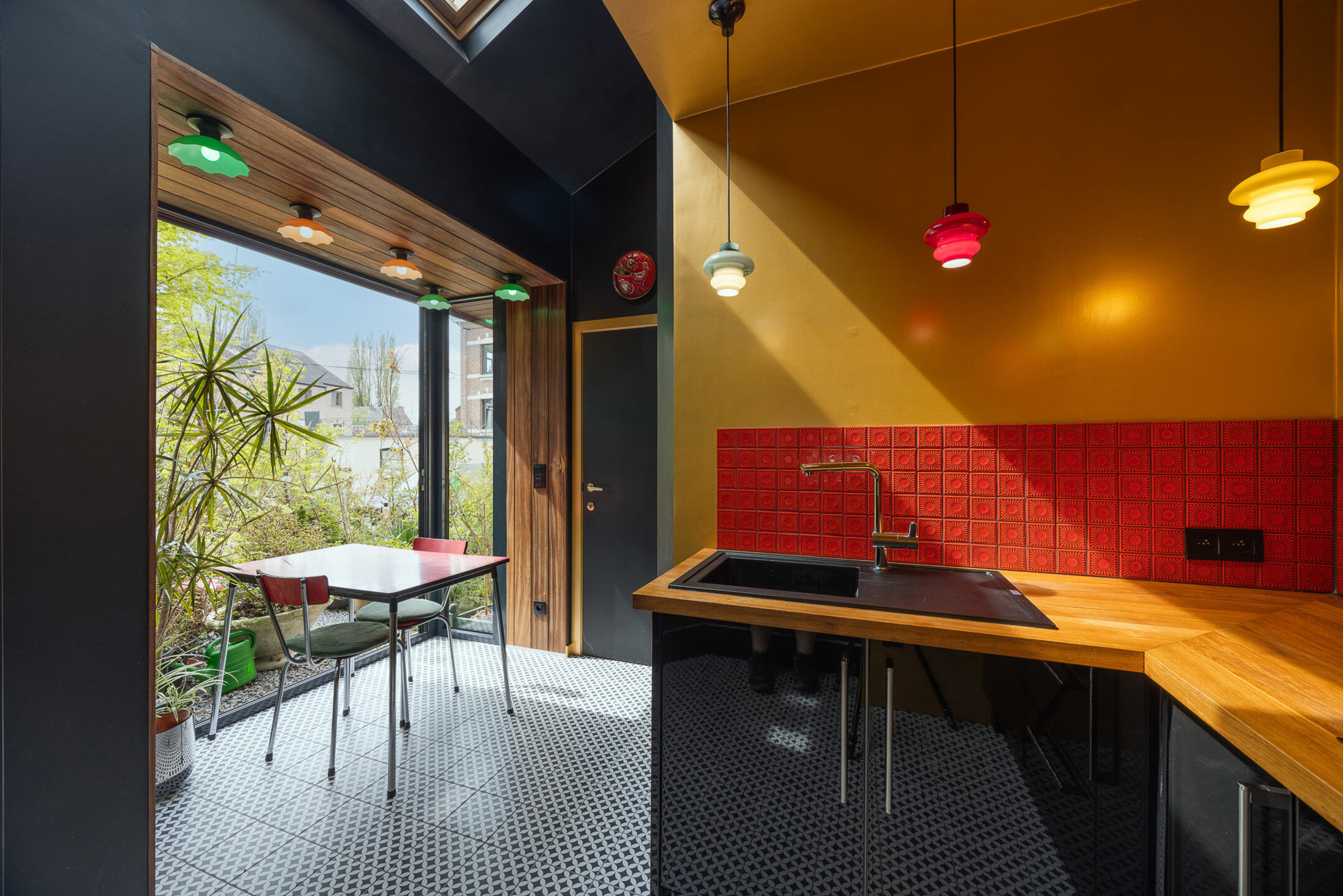 Buitengewoon huis te koop in Bassenge