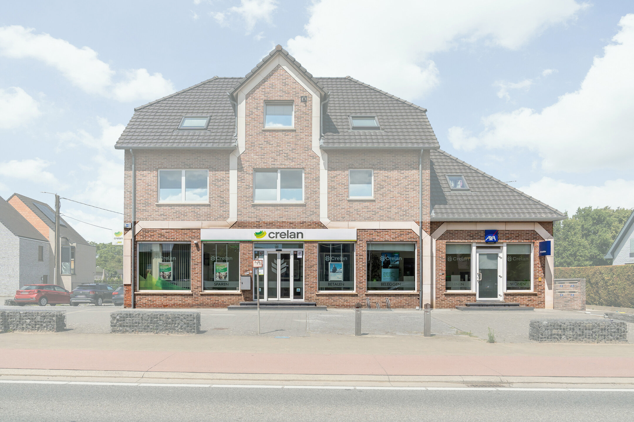 Commercieel gelijkvloers te koop in Riemst