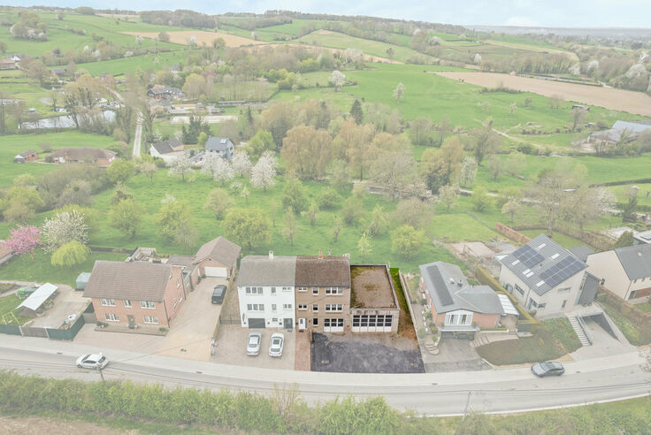 Gebouw voor gemengd gebruik te koop in Voeren