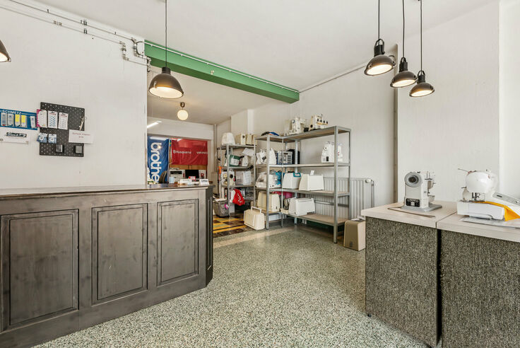 Immeuble mixte &agrave; vendre &agrave; Riemst