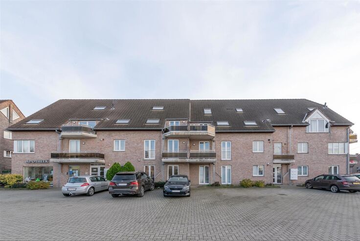 Rez-de-chaussée à louer à Vroenhoven