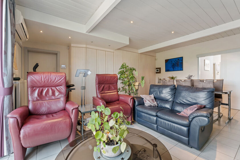 Appartementsgebouw te koop in Riemst