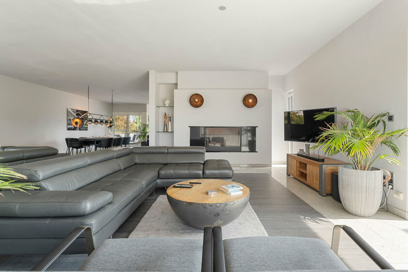Appartementsgebouw te koop in Riemst