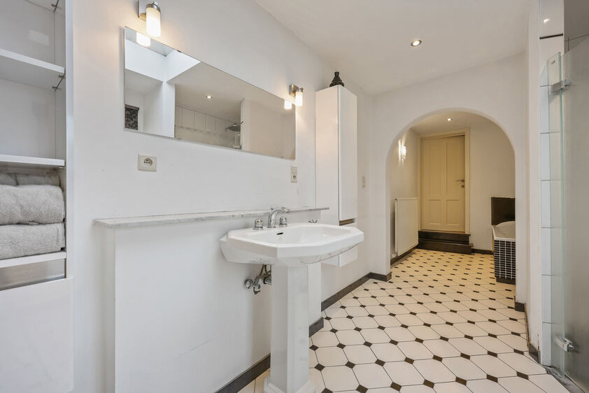 Bien exceptionnel &agrave; vendre &agrave; Zussen