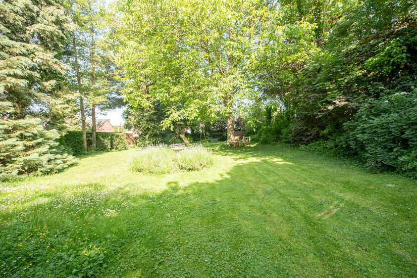 Bien exceptionnel &agrave; vendre &agrave; Zussen