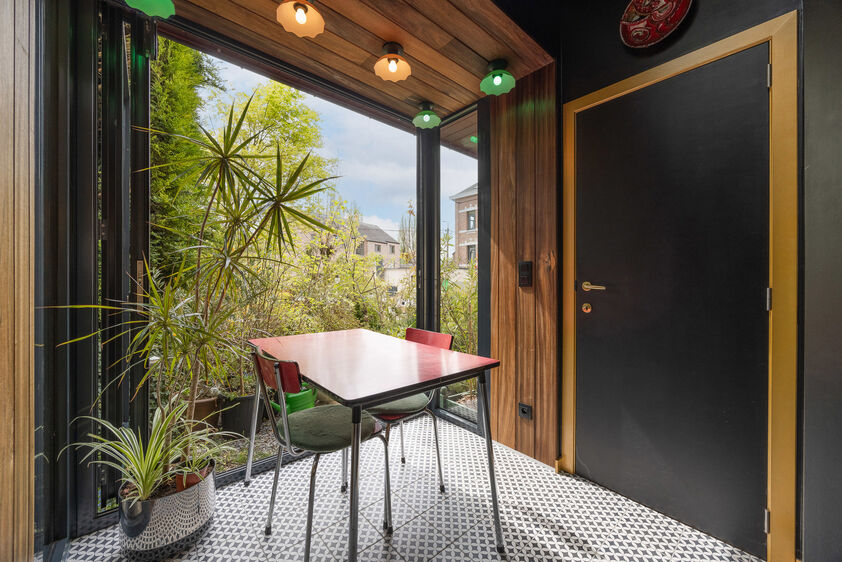 Buitengewoon huis te koop in Bassenge