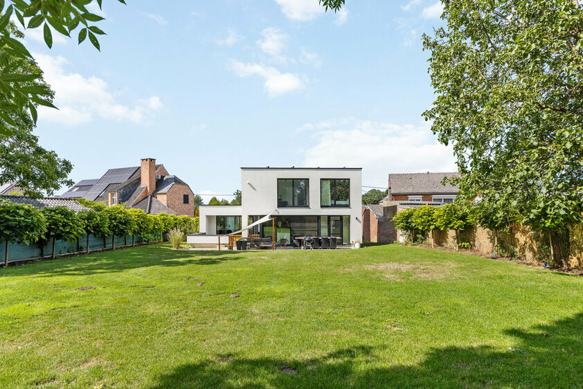 Buitengewoon huis te koop in Bilzen-Hoeselt