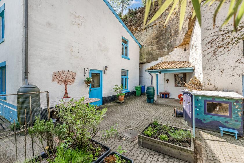 Buitengewoon huis te koop in Kanne