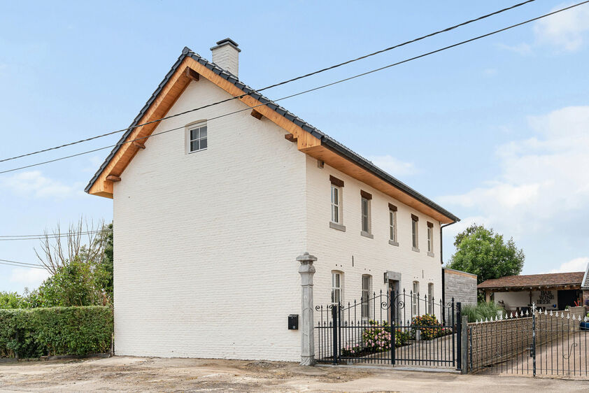 Buitengewoon huis te koop in Moelingen
