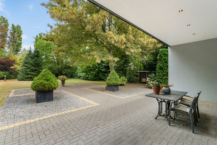Buitengewoon huis te koop in Riemst Vroenhoven