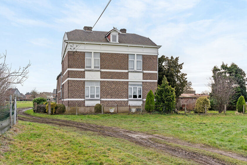 Buitengewoon huis te koop in Voeren
