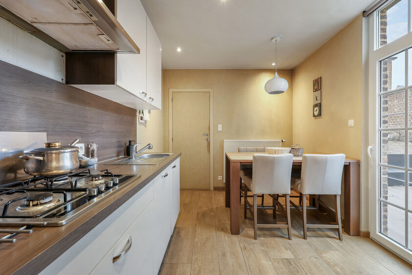 Buitengewoon huis te koop in Zussen