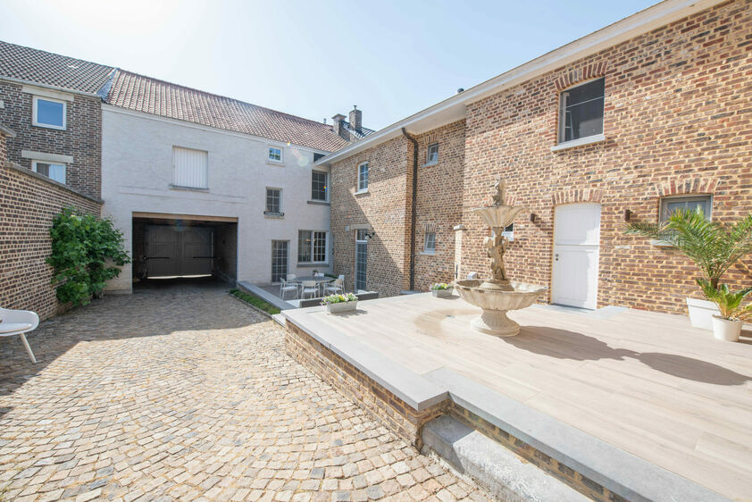 Buitengewoon huis te koop in Zussen