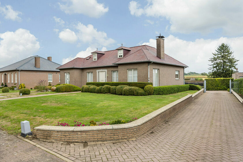Bungalow te koop in Bilzen-Hoeselt