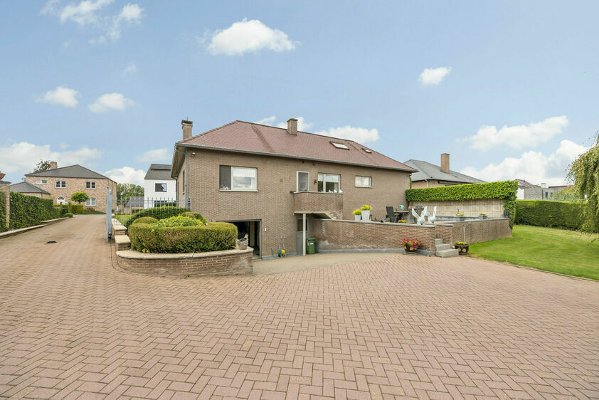 Bungalow te koop in Bilzen-Hoeselt