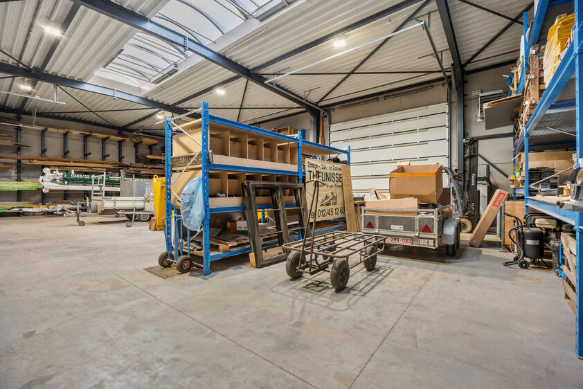 Bureaux & entrep&ocirc;ts &agrave; vendre &agrave; Riemst