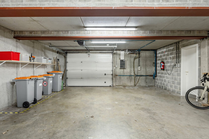 Commercieel gelijkvloers te koop in Bilzen-Hoeselt