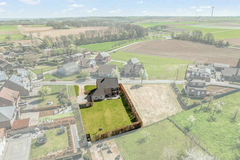 Eengezinswoning te koop in Zichen