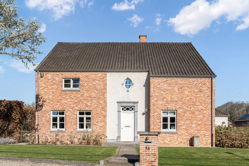 Eengezinswoning te koop in Zichen