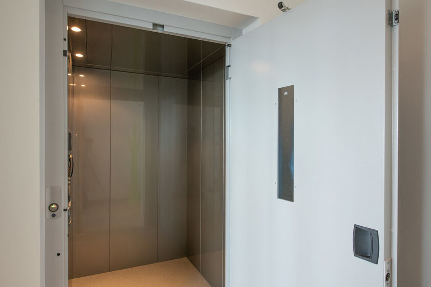 Gebouw voor gemengd gebruik te huur in Riemst