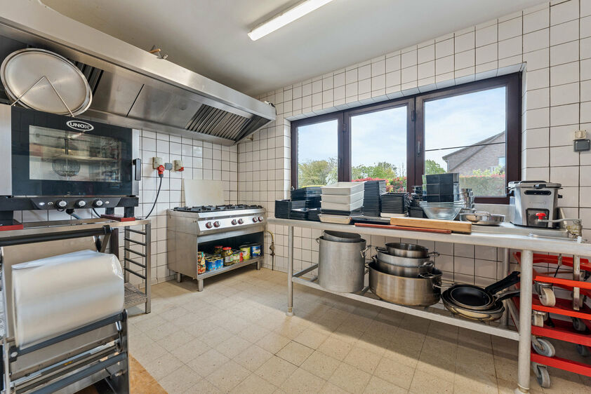 Gebouw voor gemengd gebruik te koop in Riemst