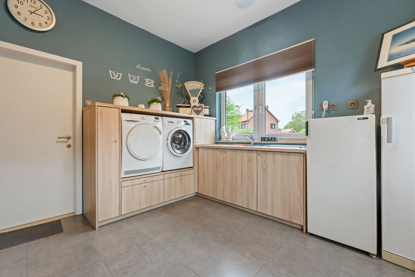 Gebouw voor gemengd gebruik te koop in Riemst