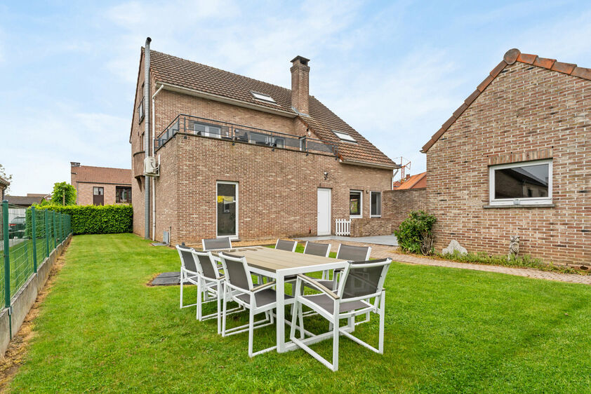 Gebouw voor gemengd gebruik te koop in Riemst