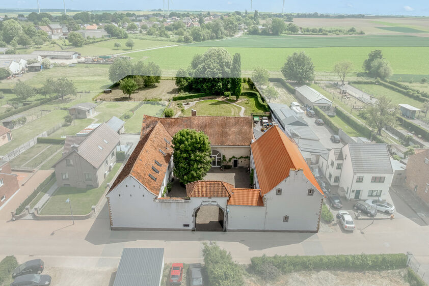 Gebouw voor gemengd gebruik te koop in Val-Meer
