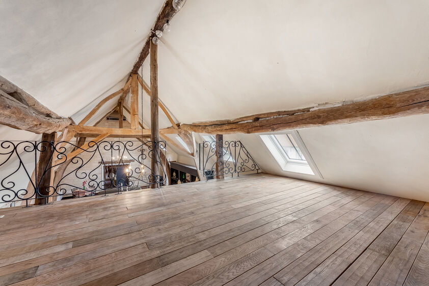 Gebouw voor gemengd gebruik te koop in Val-Meer