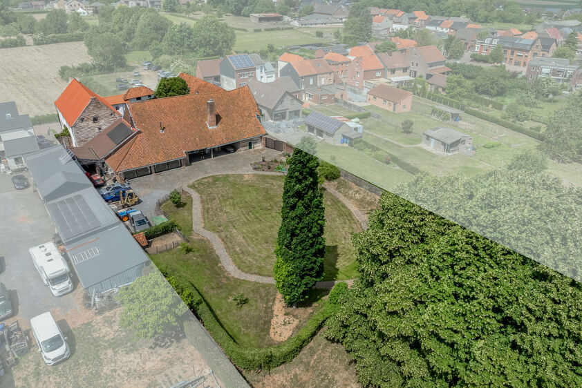 Gebouw voor gemengd gebruik te koop in Val-Meer