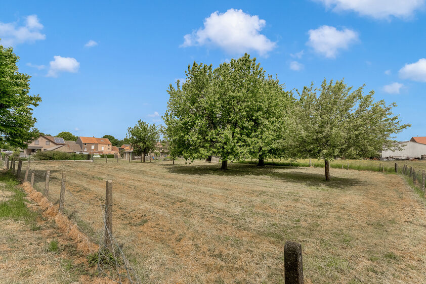 Gebouw voor gemengd gebruik te koop in Val-Meer