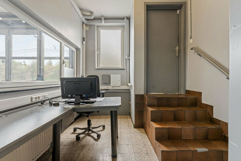 Gebouw voor gemengd gebruik te koop in Voeren