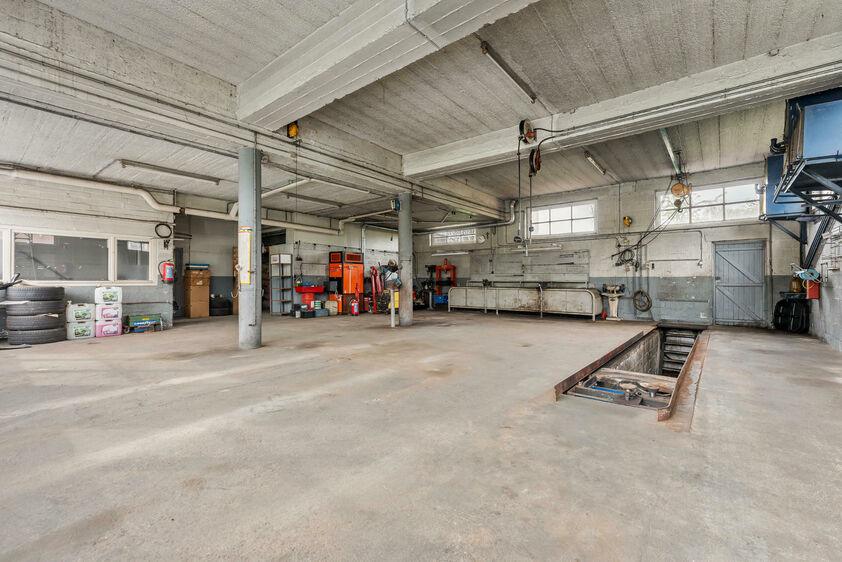 Gebouw voor gemengd gebruik te koop in Voeren