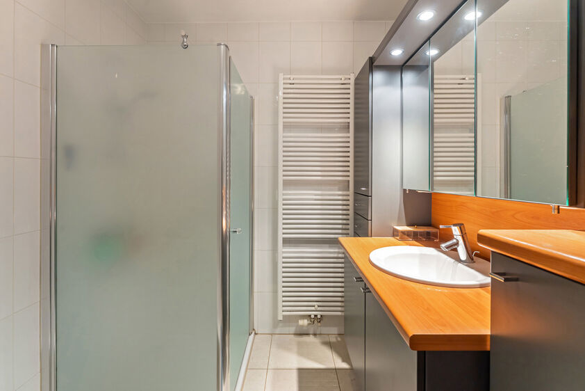 Gelijkvloerse verdieping te koop in Lanaken