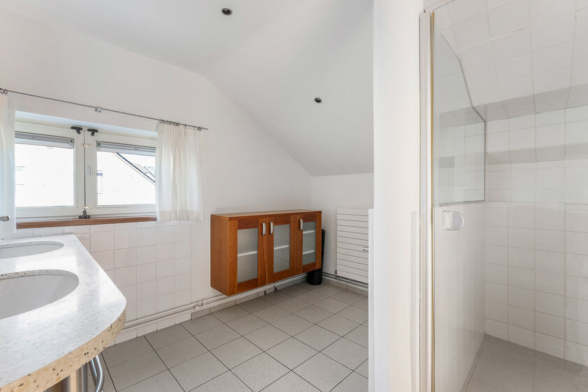 Immeuble mixte à vendre à Riemst