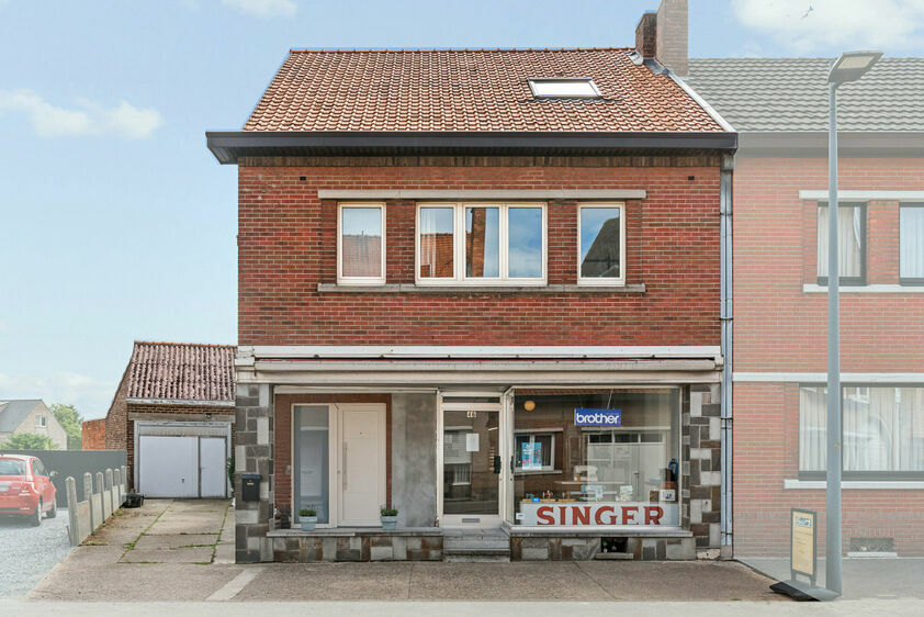 Immeuble mixte &agrave; vendre &agrave; Riemst