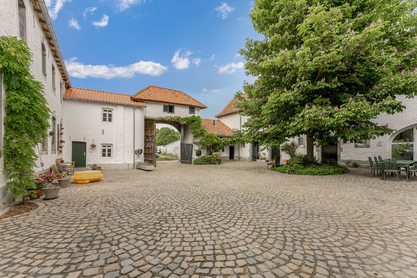 Immeuble mixte &agrave; vendre &agrave; Val-Meer