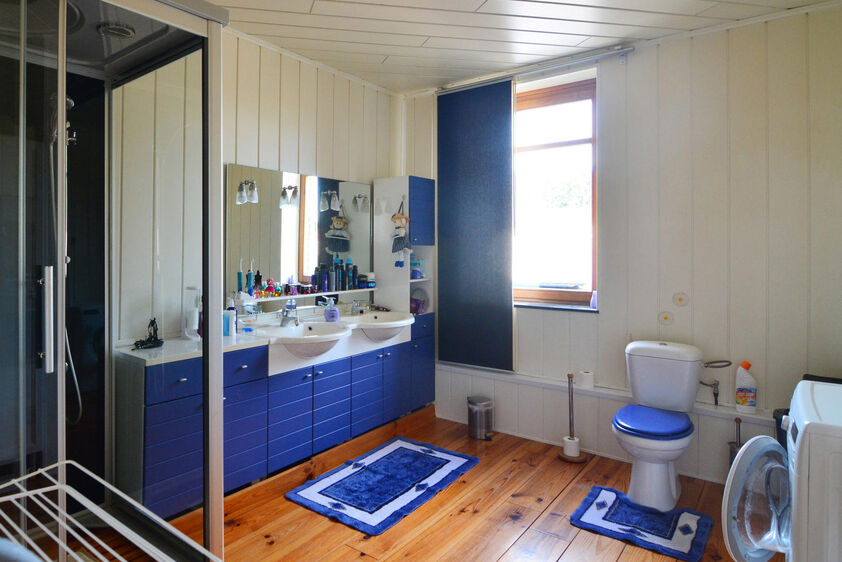 Immeuble mixte à vendre à Voeren
