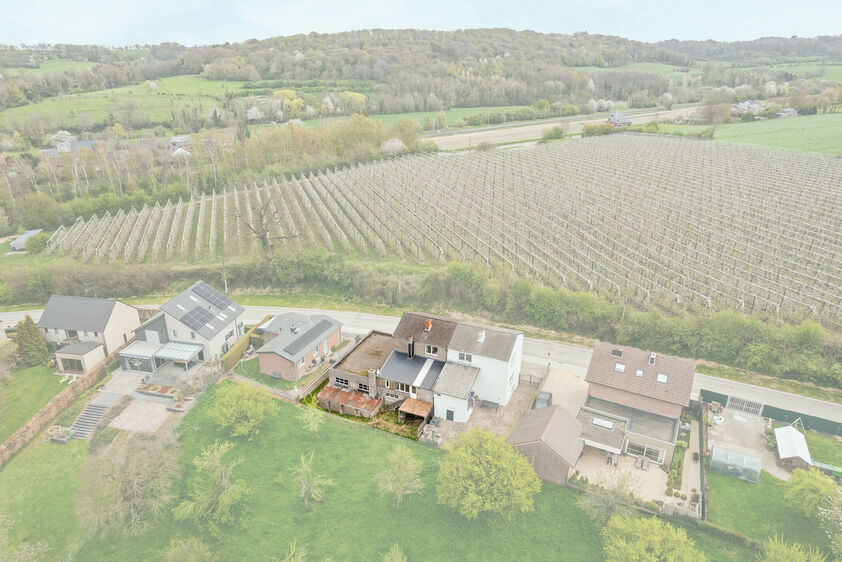 Immeuble mixte &agrave; vendre &agrave; Voeren