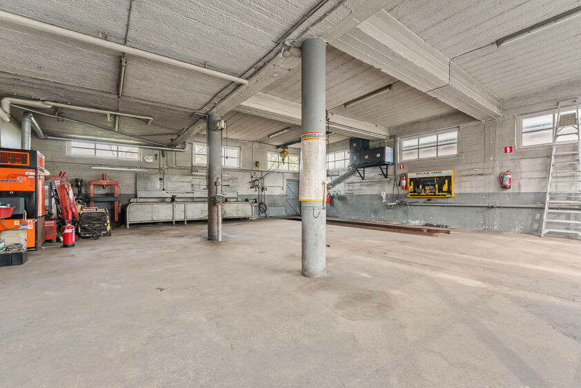 Immeuble mixte &agrave; vendre &agrave; Voeren