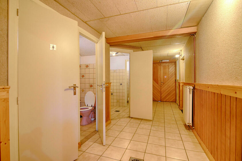 Immeuble mixte &agrave; vendre &agrave; Voeren