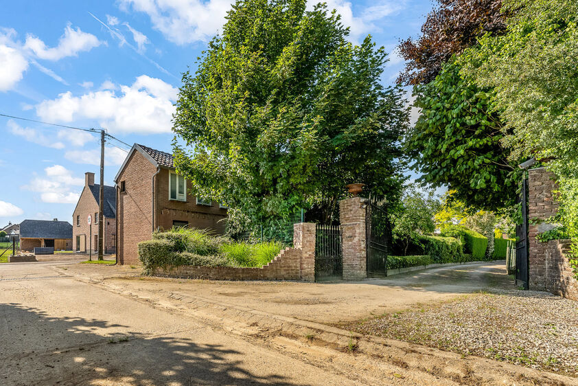 Maison unifamiliale à vendre à Zichen