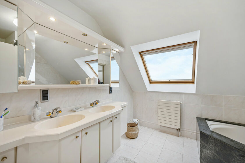 Rez commercial &agrave; vendre &agrave; Bilzen-Hoeselt