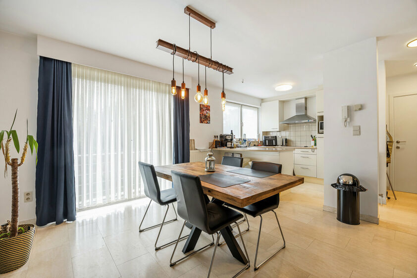 Rez commercial &agrave; vendre &agrave; Bilzen-Hoeselt