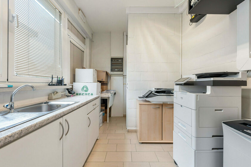 Rez commercial &agrave; vendre &agrave; Riemst