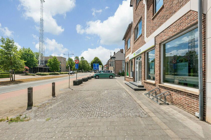 Rez commercial &agrave; vendre &agrave; Riemst