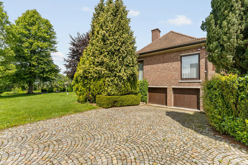 Villa te koop in Bilzen-Hoeselt