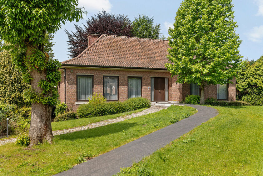Villa te koop in Bilzen-Hoeselt